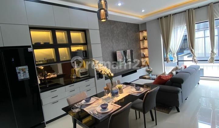 Luar Biasa Keren Rumah Baru Furnished Setraduta Bandung
