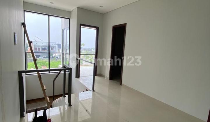 New Cool House in Elite Setraduta Complex Bandung 2