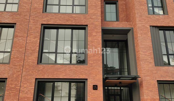 Sewa Ruko 3 Lantai Dengan Lift Unit Baru Weston Lane Alam Sutera 1