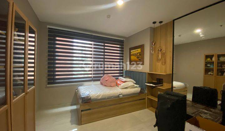 Jual Cepat Apartemen Lloyd 3BR Full Furnish Siap Huni Alam Sutera 2