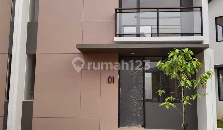 Hoek Cityzen Hills Park Serpong 3 Bedroom House Price Ready to Negotiate