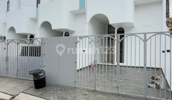 Last Stock Brand New bisa KPR Rumah Santorini Joglo Jakarta Barat Last Stock Brand New bisa KPR Rumah Santorini Joglo Jakarta Barat