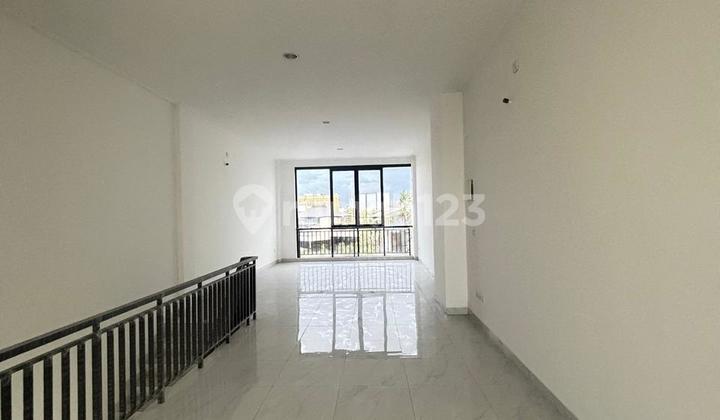 For Rent Fast Ebony Pik Gandeng Dua Shop House. Rare Opportunity!! 2