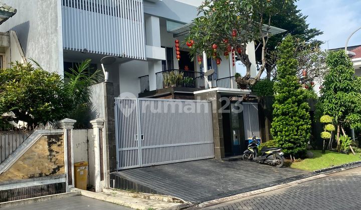 Rumah Hoek Mewah 3 Lantai Camar Indah Hadap Timur Private Pool ! Rumah Hoek Mewah 3 Lantai Camar Indah Hadap Timur Private Pool !