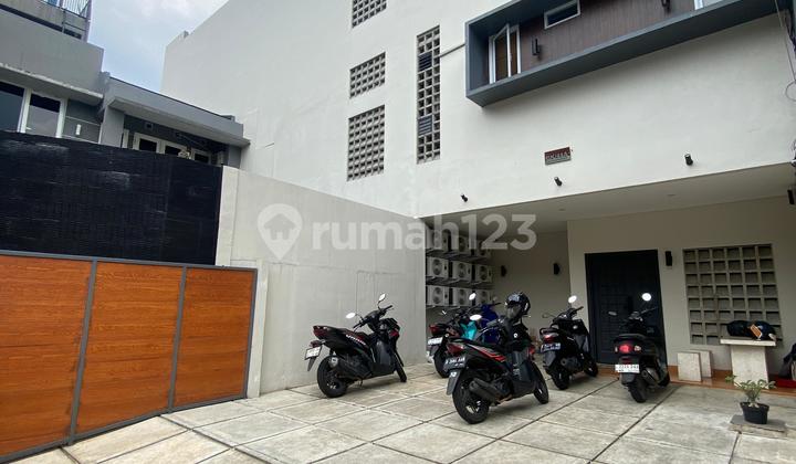 High ROI 32 Rooms Ready to Negotiate Price Boarding House in Griya Loka BSD 2