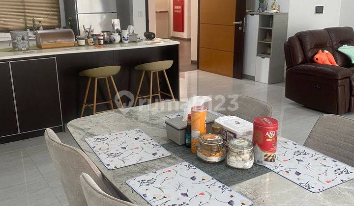 Price Drop! Lloyd 2Br Alam Sutera Fully Furnished Pool View [V2]
