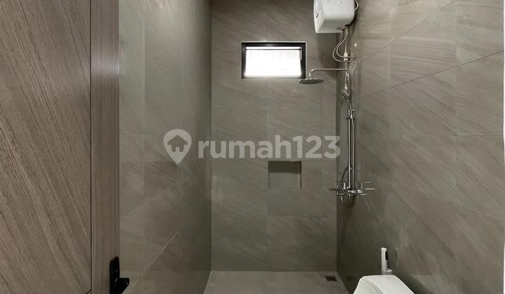 Ready Huni Rumah Brand New 3 Lantai Taman Kedoya Baru Residence 2