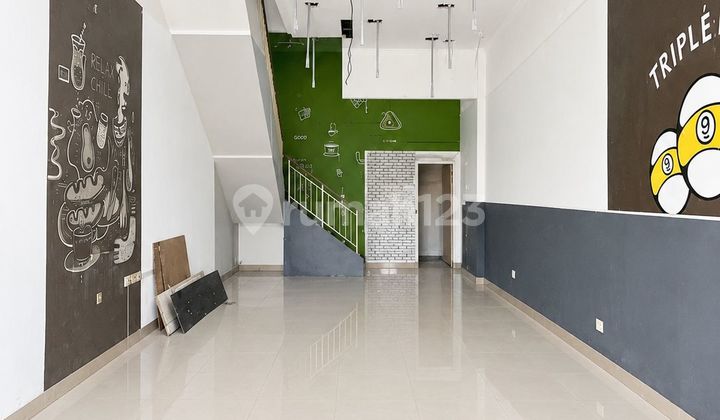 Strategic 3-Story Darwin Shop House Facing the Road in Gading Serpong [C1] 2
