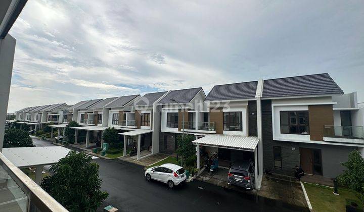 Rumah Hook Full Furnish di sumarecon Bekasi  2