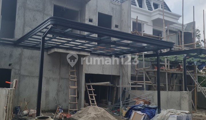 Rumah American Classic Tanah Luas Dalam Cluster Jatiwaringin 2