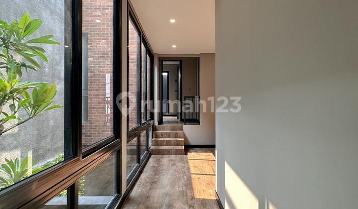 Brand New Dijual Rumah Mewah Pondok Indah, Jakarta Selatan 2