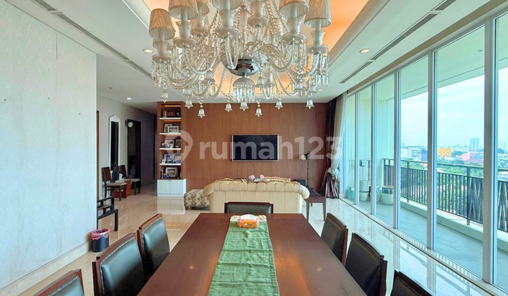 For Sale Best Deal Apartment The Pakubuwono Signature 4+1 BR Size 385m² South Jakarta For Sale Best Deal Apartment The Pakubuwono Signature 4+1 BR Size 385m² South Jakarta