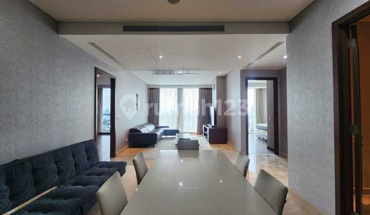 Dijual Apartemen The Pakubuwono House  Jakarta Selatan 2+1 BR Size: 175 m² 2