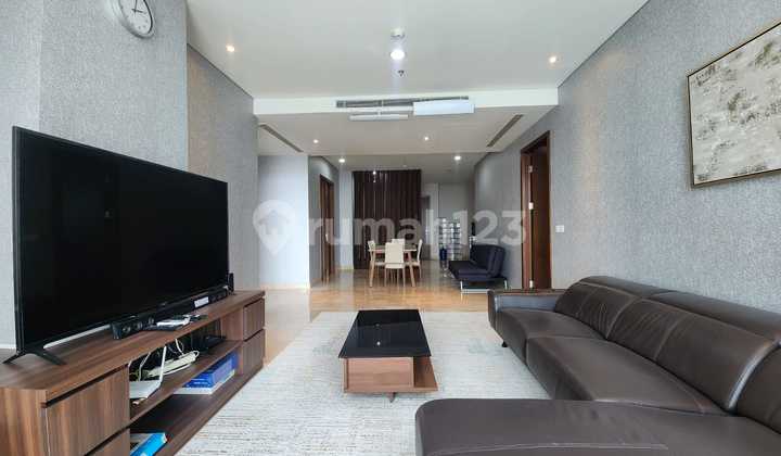 Dijual Apartemen The Pakubuwono House  Jakarta Selatan 2+1 BR Size: 175 m²