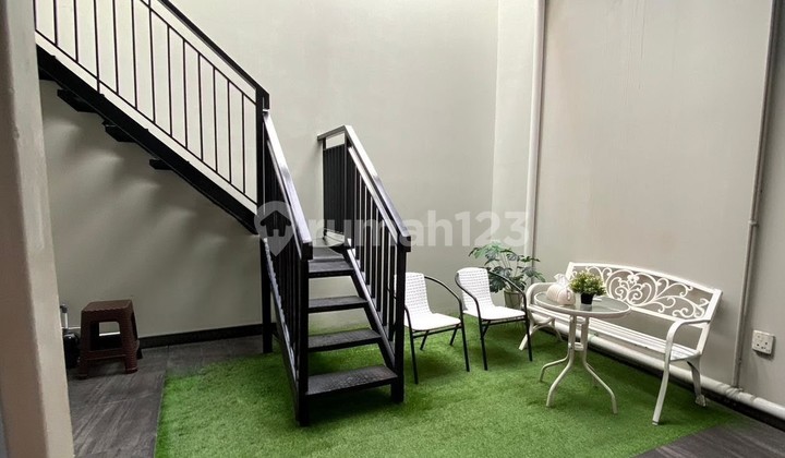 Rapih Rumah Kencana Loka Full Furnished 2