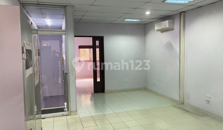 Ruko 3 Lantai Golden Boulevard Bsd Posisi Depan Jalan Raya