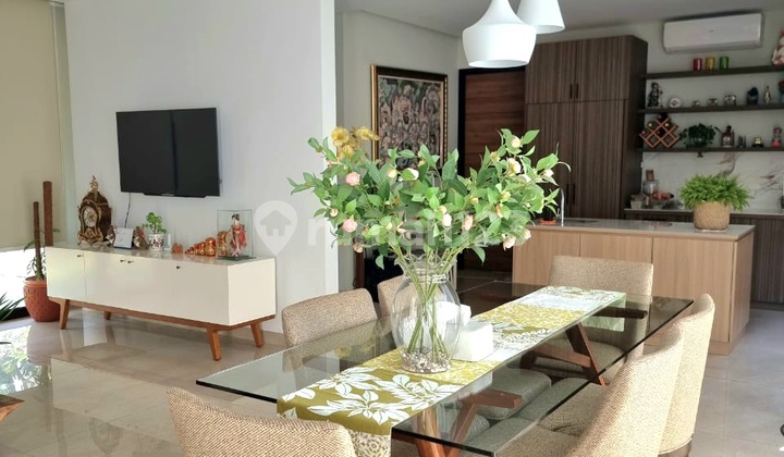 2-Story House Vermont Parkland BSD Hook Position 2