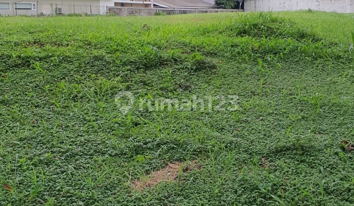 Land for Sale in Delta Golf, Citraland Surabaya 652.8 m²