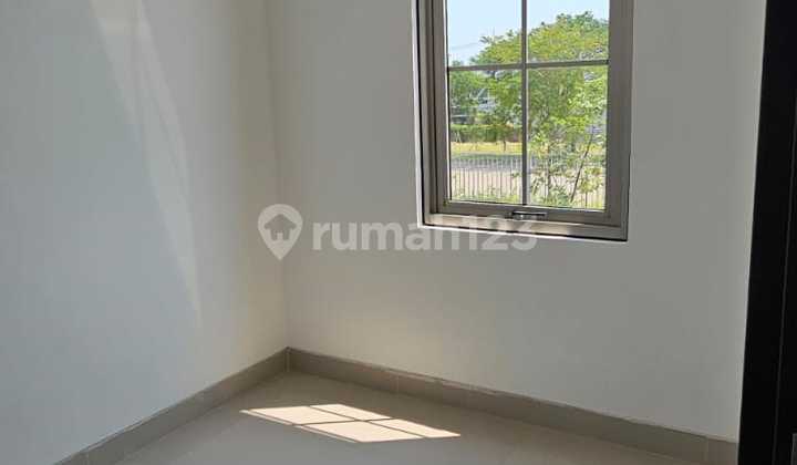 Di Jual Rumah PIK2 3 Lantai Siap Huni NL