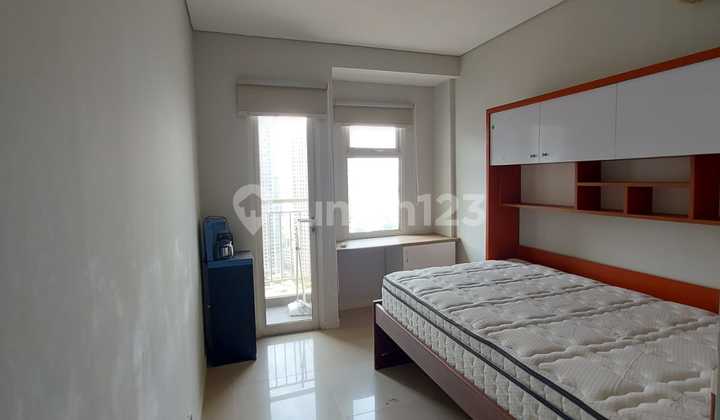 Semi-Furnished Studio Apartment at Madison Park - Central Park Mall