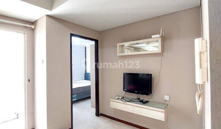 1BR Furnished Apartemen Royal Mediterania Garden - Mall Central Park 2