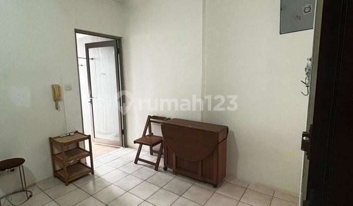 2Br Unfurnished Apartemen Mediterania Garden Residences 1 - Mall Central Park 2