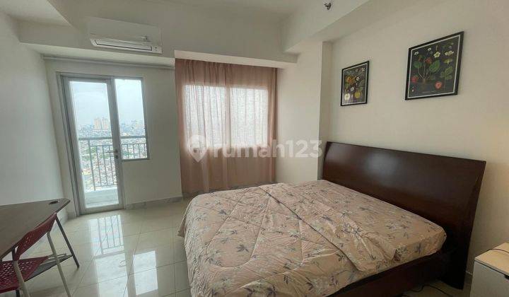 Studio Furnished Apartemen Seasons City Jakarta Barat 1