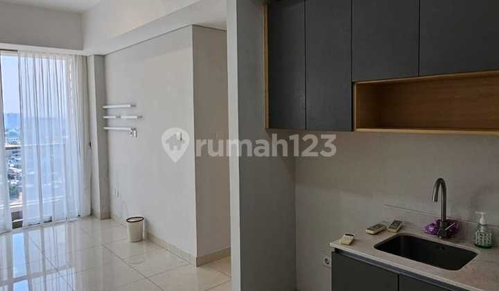 3BR Unfurnished Apartemen Taman Anggrek Residences - Jakarta Barat