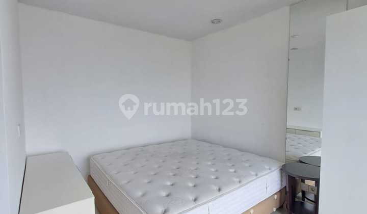 1BR Semi-Furnished Apartment at Central Park Residences - Central Park Mall