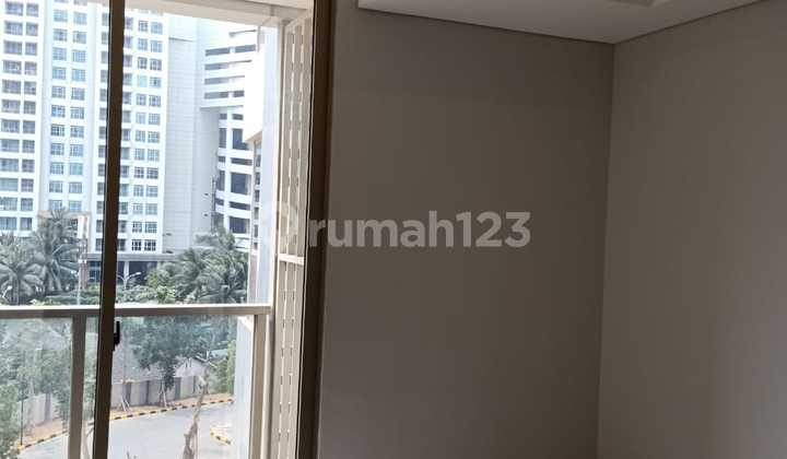 Studio Unfurnished Apartemen Taman Anggrek Residences - Jakarta Barat 2