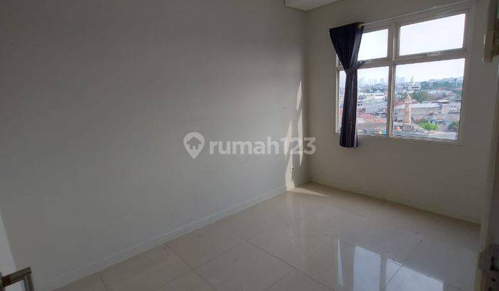 1BR Unfurnished Apartemen Madison Park Mall Central Park 1