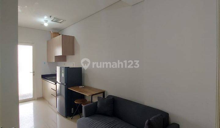 1BR Semi Furnished Apartemen Madison Park Mall Central Park 1