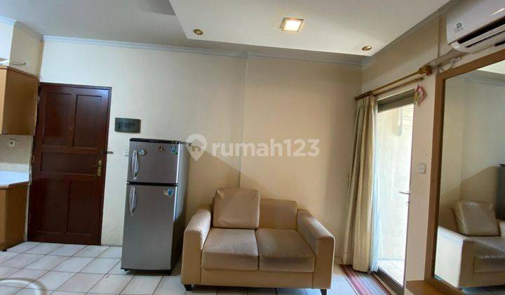 2BR Hook Furnished Apartemen Mediterania Garden 1 Mall Central Park 2