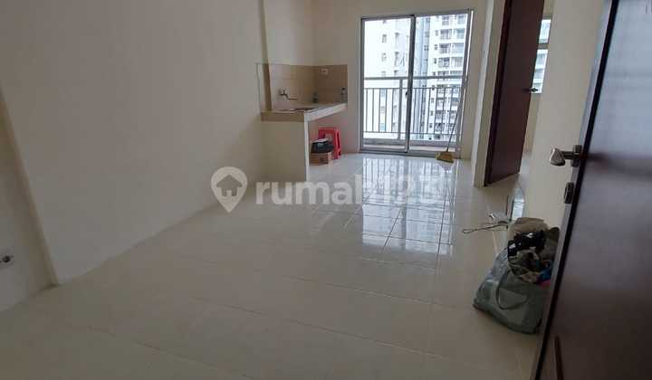 2Br Unfurnished Apartemen Mediterania Garden Residences 2 - Mall Central Park