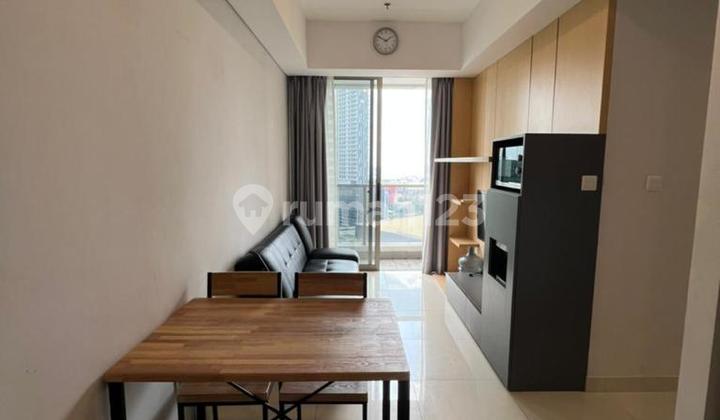3BR Hook Furnished Apartemen Taman Anggrek Residences - Jakarta Barat