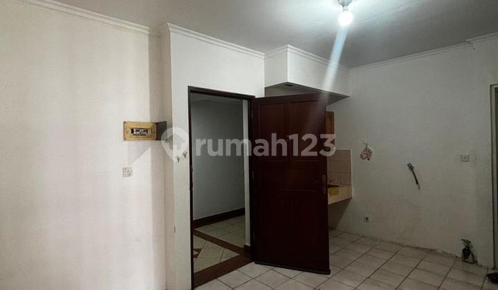 2Br Unfurnished Apartemen Mediterania Garden Residences 1 - Mall Central Park 2Br Unfurnished Apartemen Mediterania Garden Residences 1 - Mall Central Park
