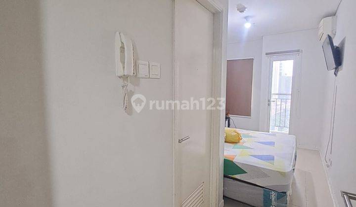 Studio Furnished Apartemen Madison Park Mall Central Park 2