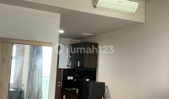 Near Binus Apartemen Springwood Residence Near Binus Alam Sutera Furnished 2