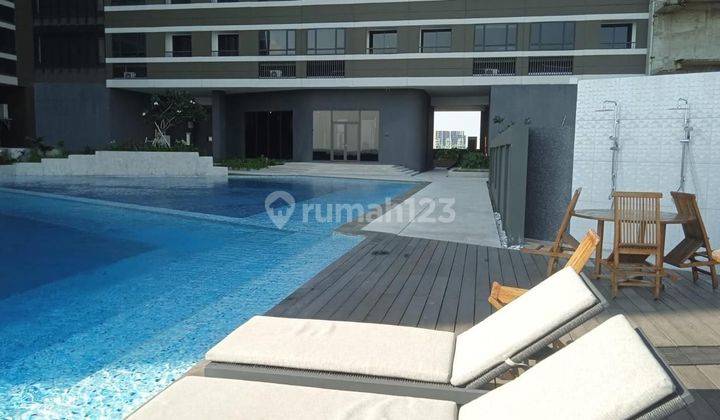 Dijual Bu Apartemen Collins Boulevard Semi Furnished Tipe Studio 2