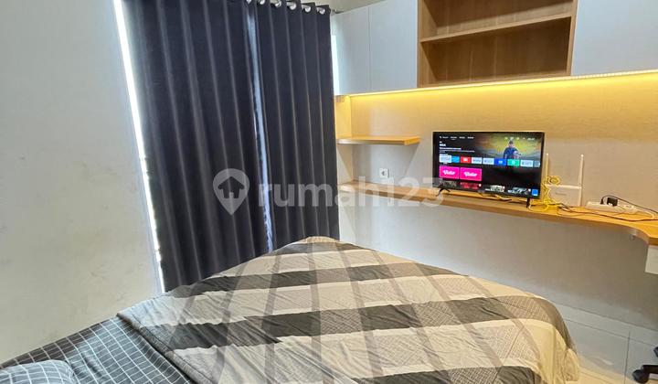 Near Binus Include IPL Apartemen Springwood Residence Full Furnished 2