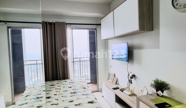 Free Shutle Bus Ke Binus & Alam Sutera Apartemen Springwood Residence Full Furnished