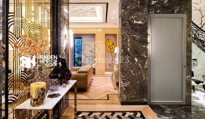 Rumah Mewah 2 Lantai 2 Bangunan Private Lift dan Pool di Cilandak 26