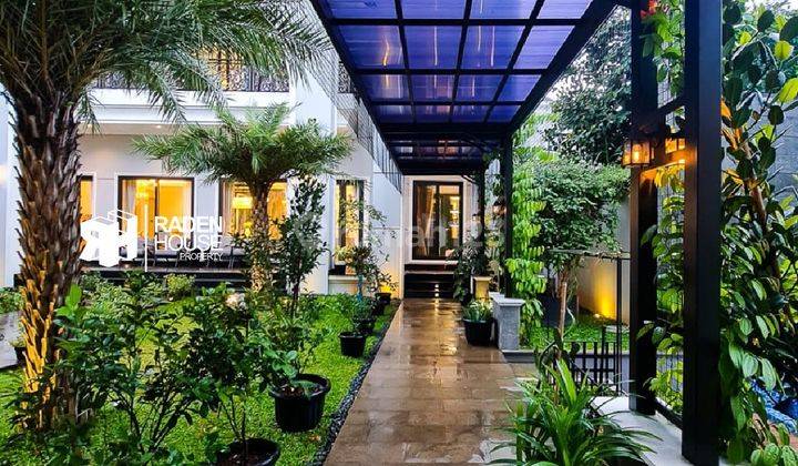 Rumah Mewah 2 Lantai 2 Bangunan Private Lift dan Pool di Cilandak 32