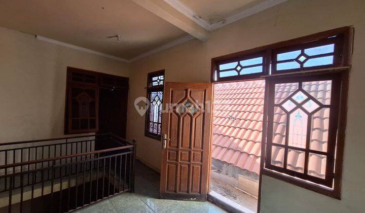 Rumah 2 Lantai Gkb. Row Jalan Sangat Lebar 2