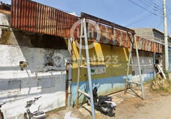 Gudang di Lingkungan Industri Kecil 1