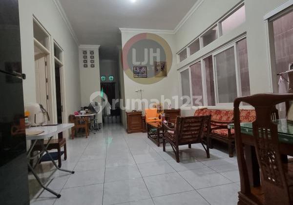 Urgent Sale. Ma'am. Nice House. City Center. Move-in Ready in Tirtoyoso. at Tirtoyoso Border, East Semarang Other Houses. 1