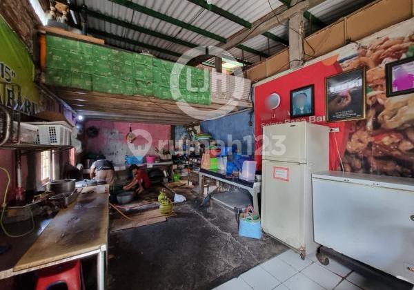 Ex-food stall building on Badak Street 1