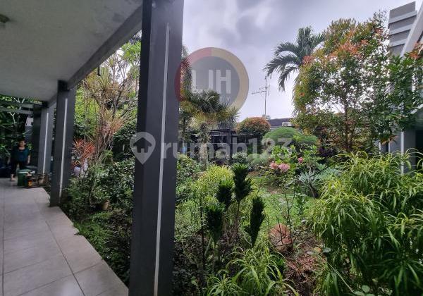 Rumah mewah di jalan MT Haryono 2
