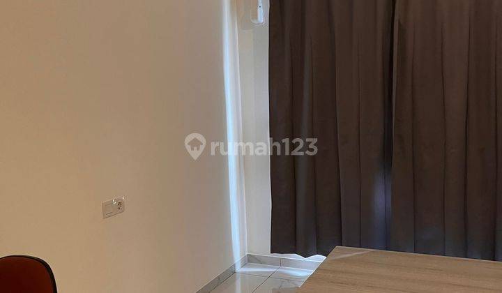 Di sewakan Apartemen sky house . Alam sutera Apartemen 2