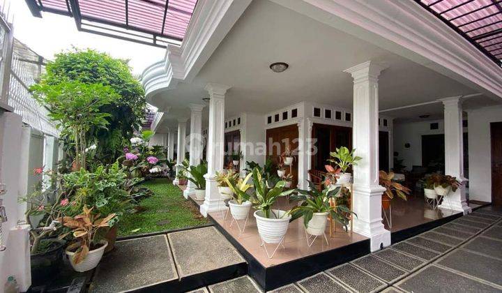 Ciomas ada Rumah rasa Villa hrg hanya . 6.5 M aja 1